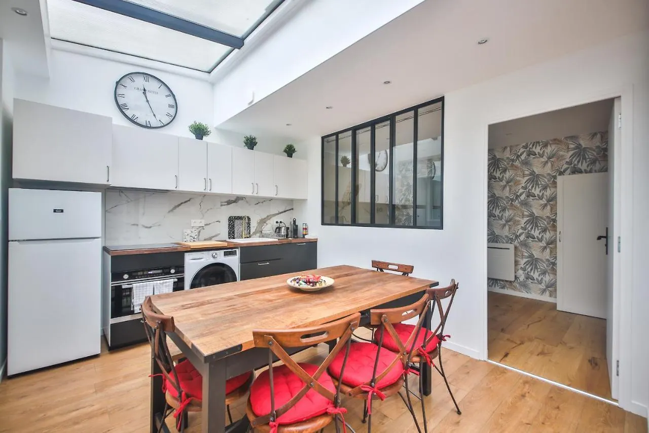2.Luxueux Duplex 6/8Pers/Full Equipped/Republique Apartment Paris